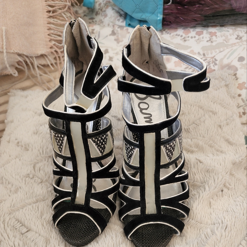 Black and white Sam Edelmon Heels